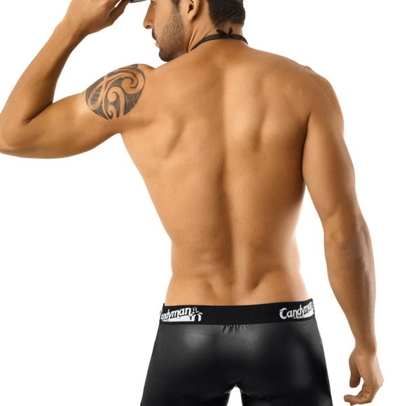 Sexy Police Uniform - Picture 3 of 3